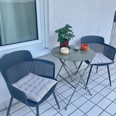 Moderne Wohnung Mit Terrasse & Parkplatz; Naehe Bwzk & Amazon Koblenz  Exteriör bild