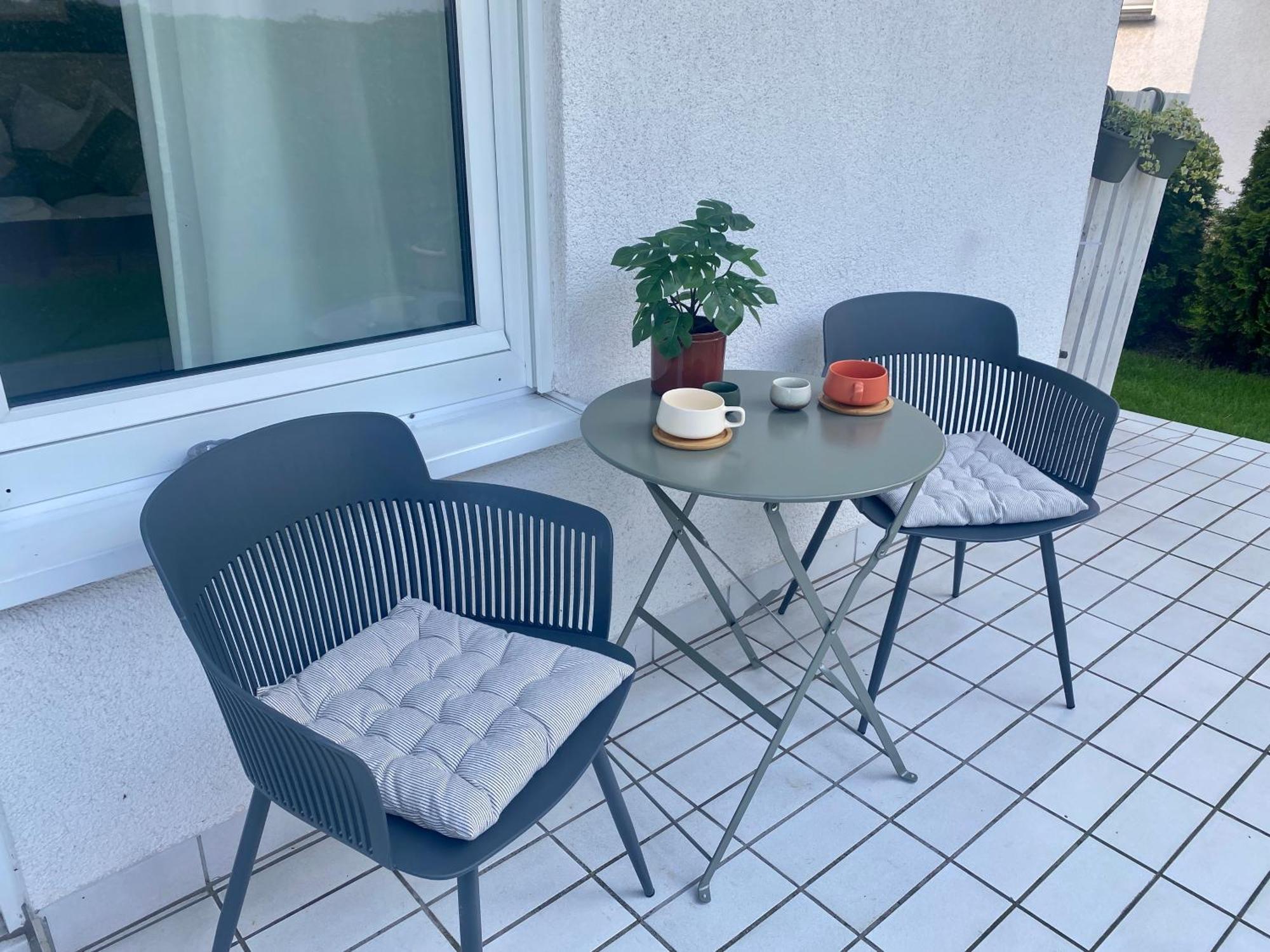 Moderne Wohnung Mit Terrasse & Parkplatz; Naehe Bwzk & Amazon Koblenz  Exteriör bild