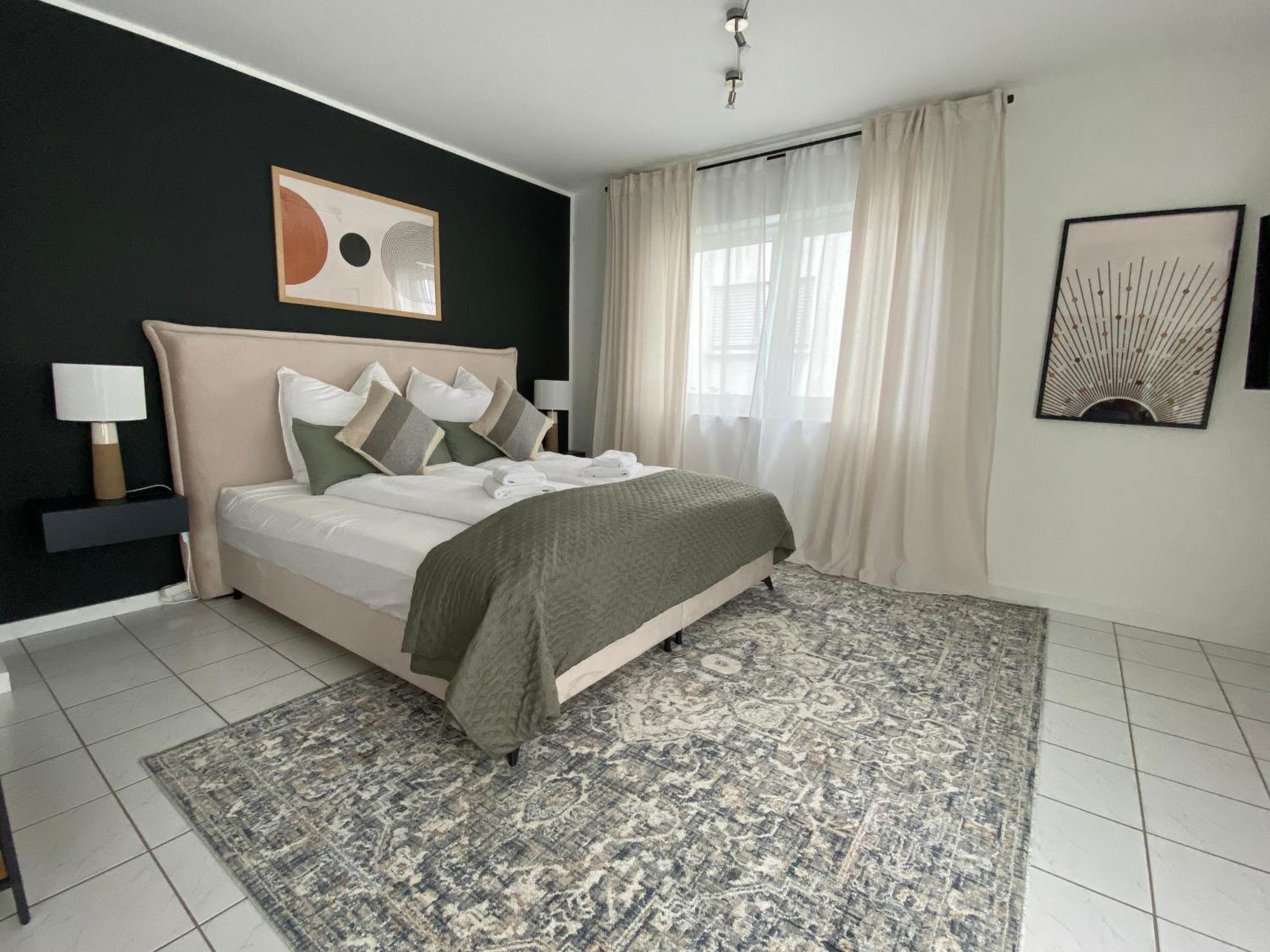 Moderne Wohnung Mit Terrasse & Parkplatz; Naehe Bwzk & Amazon Koblenz  Exteriör bild