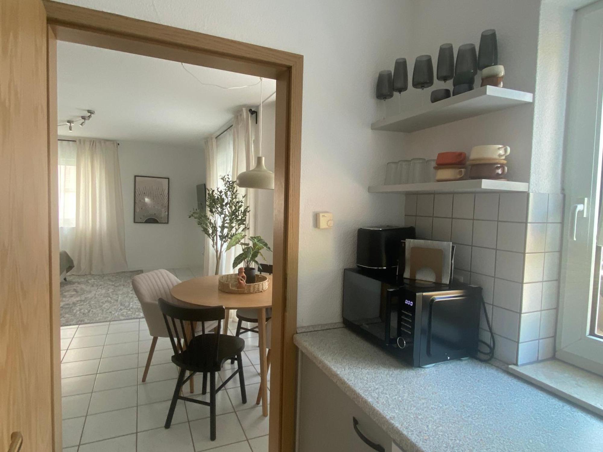 Moderne Wohnung Mit Terrasse & Parkplatz; Naehe Bwzk & Amazon Koblenz  Exteriör bild